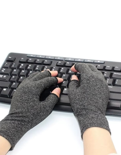 Load image into Gallery viewer, FlexRelief™ Compression Gloves – Soothe Pain, Support Movement, Boost Performance!
